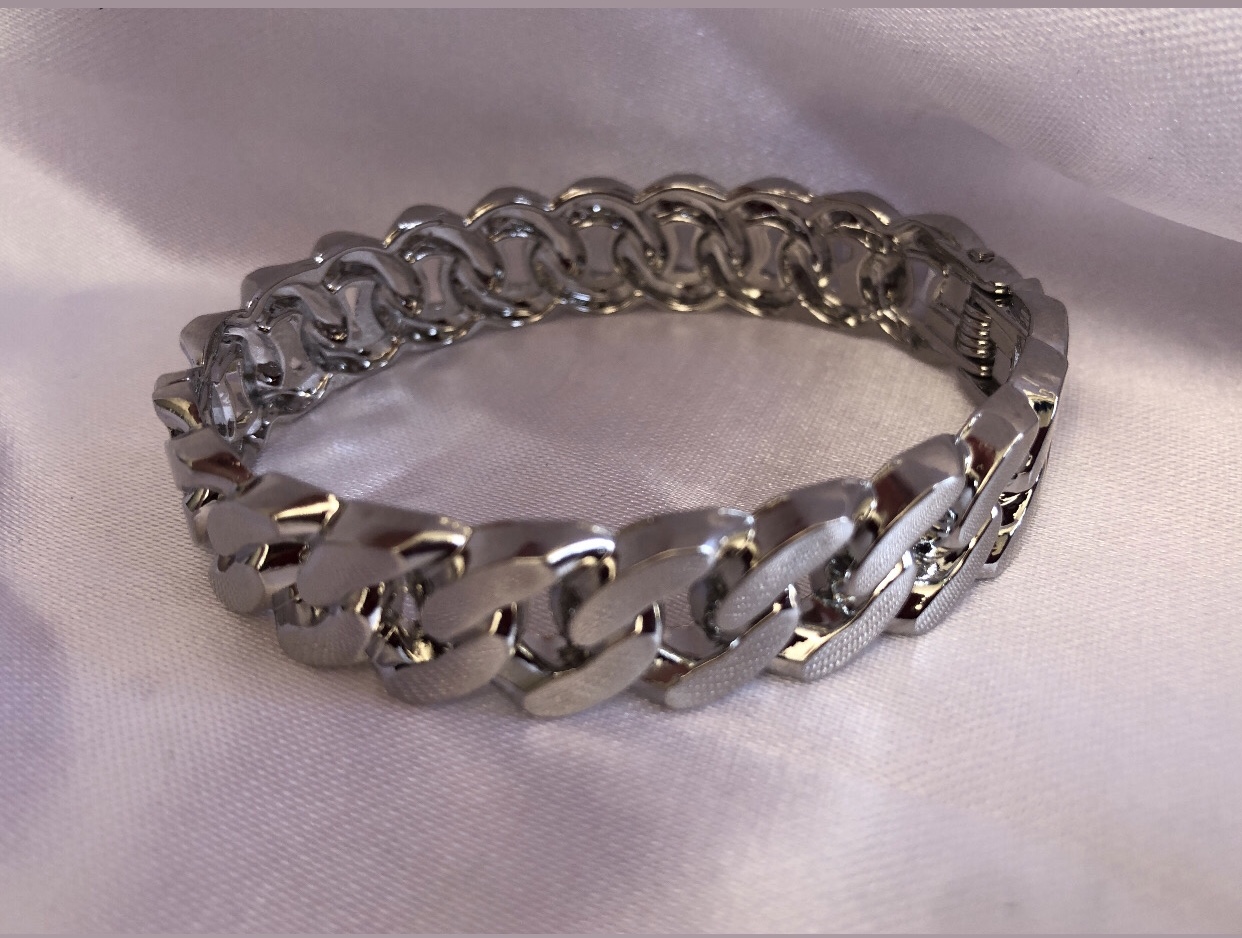 دستبند النگویی کارتیر باریک