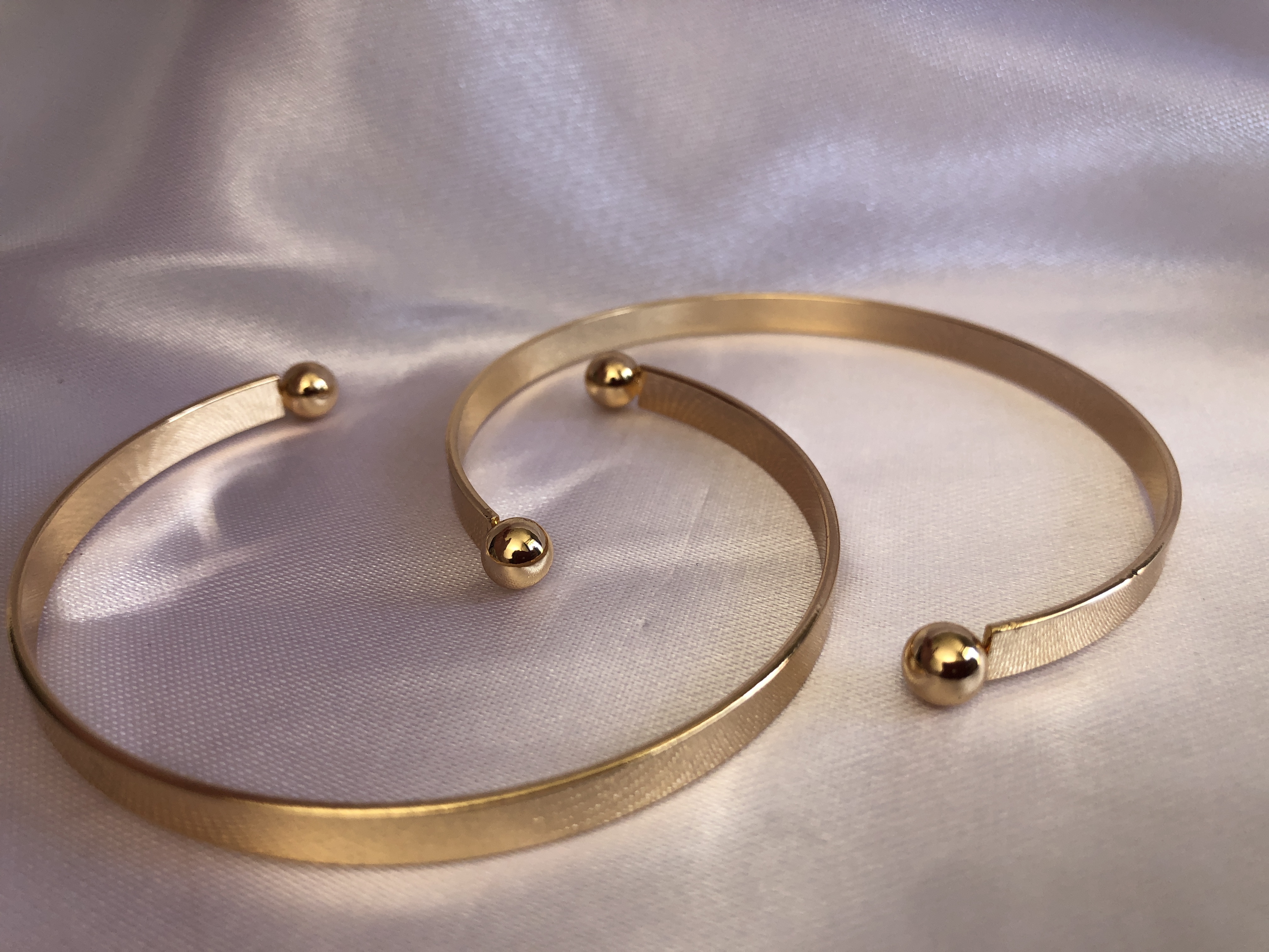 بنگل رادیوم ساده طلایی زنانه